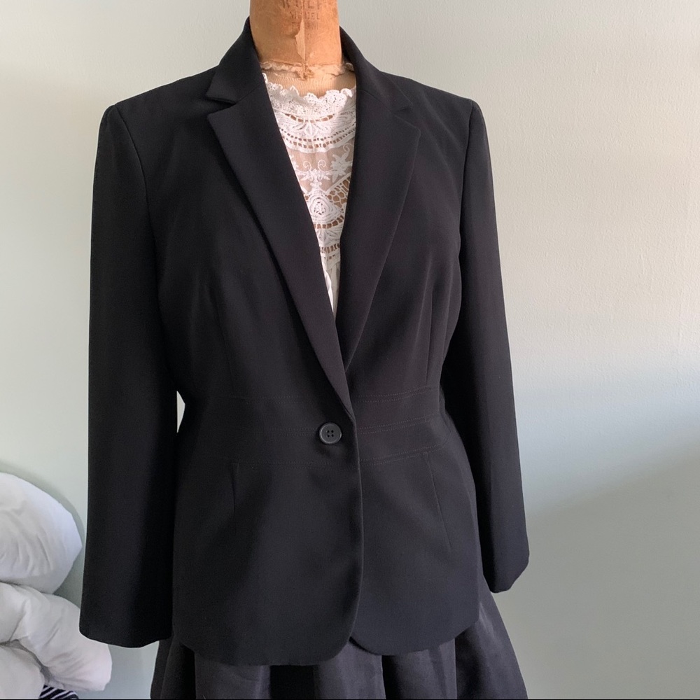Jones New York Fitted Blazer Size 16 NWOT